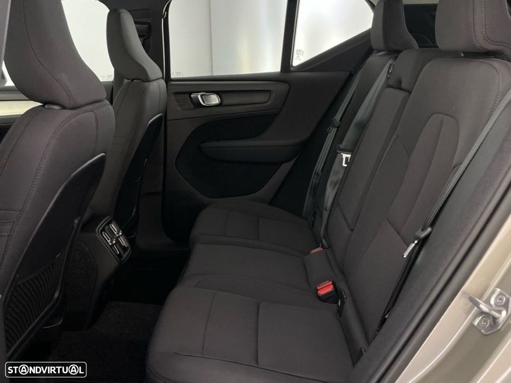 Volvo XC 40 2.0 D3 Momentum - 12