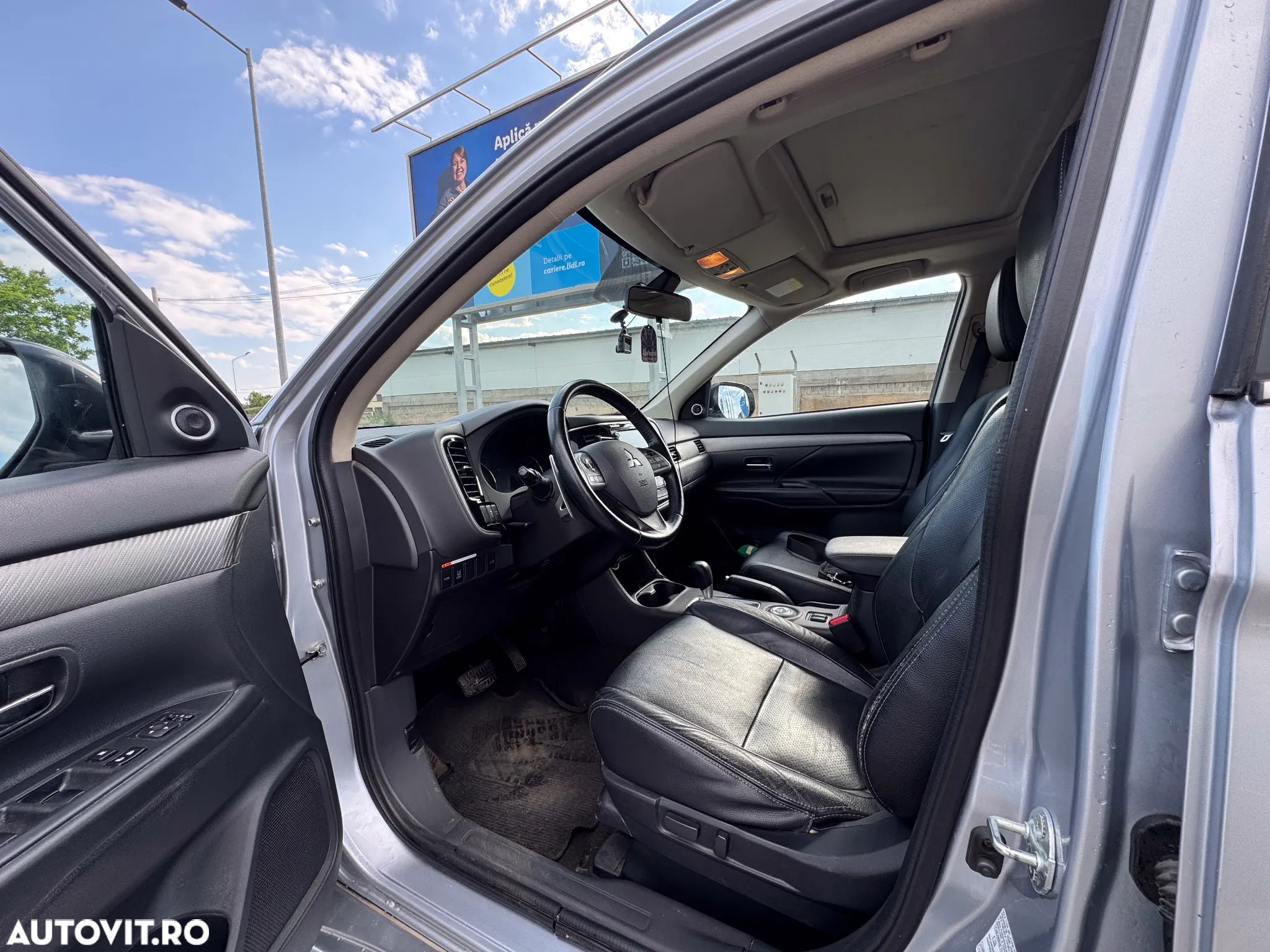 Mitsubishi Outlander 2.2 DI-D 4WD Automatik Instyle - 9