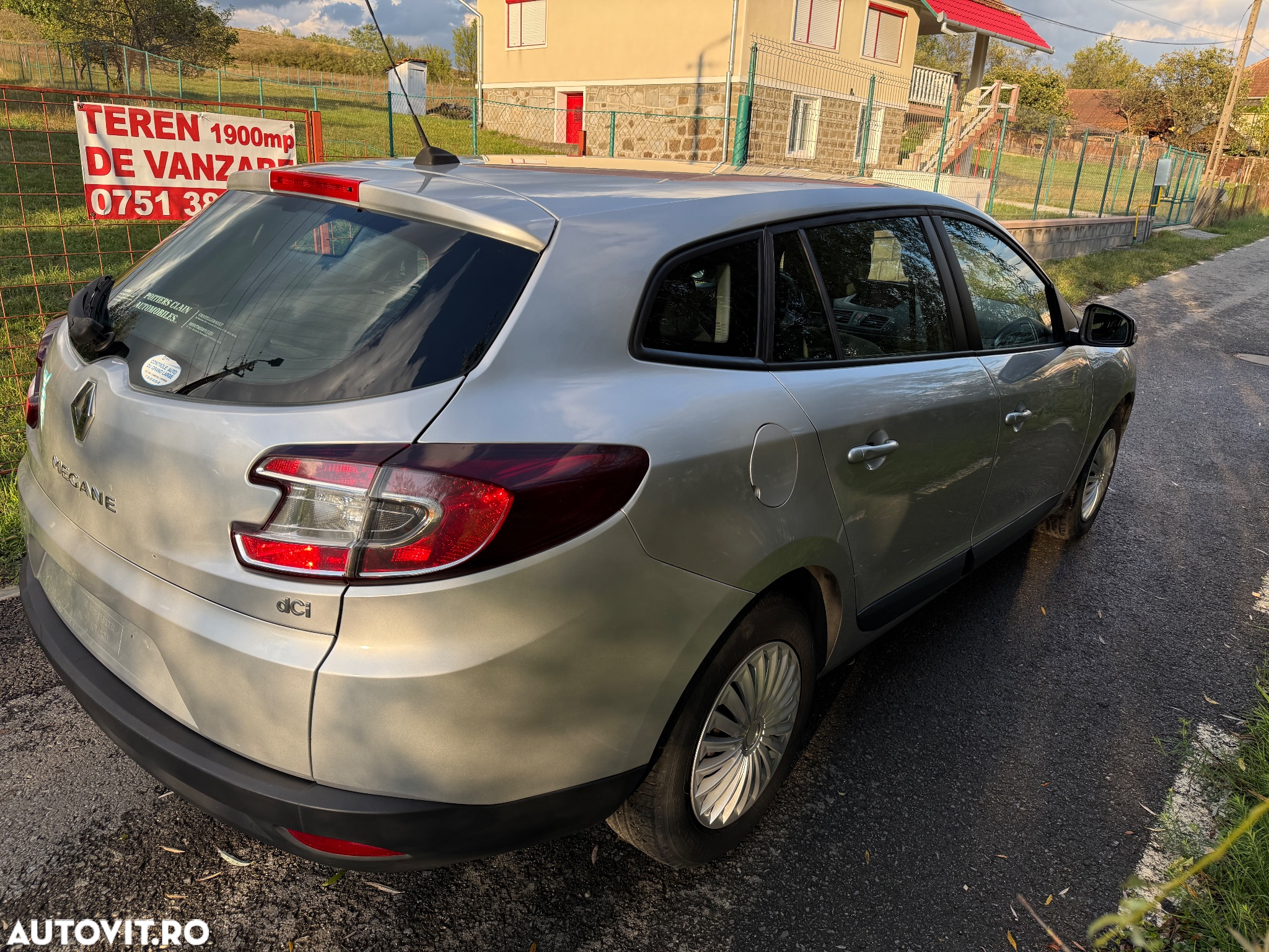 Renault Megane 1.5 dCi Dynamique - 4