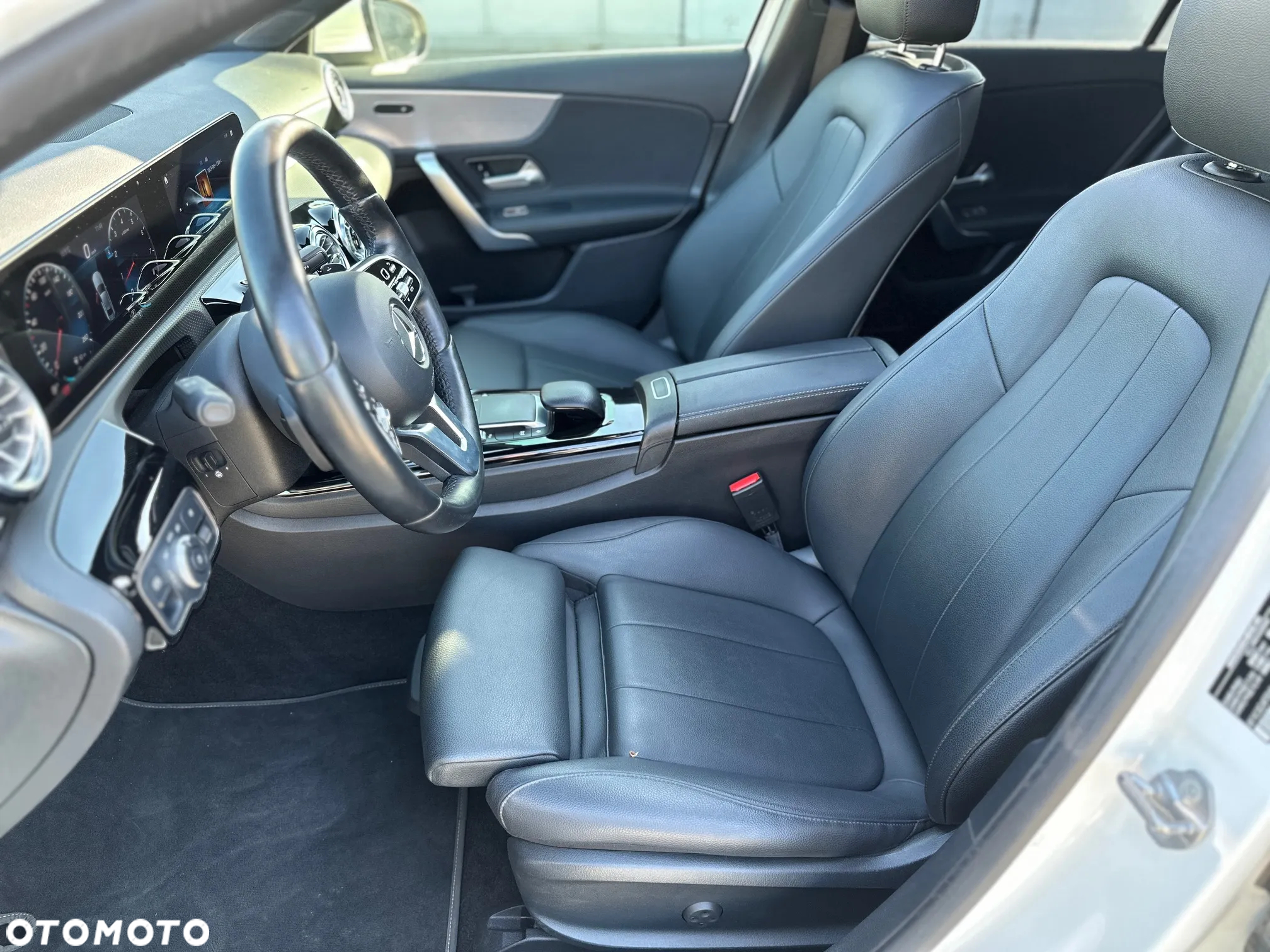Mercedes-Benz Klasa A 220 4-Matic Progressive 7G-DCT - 17