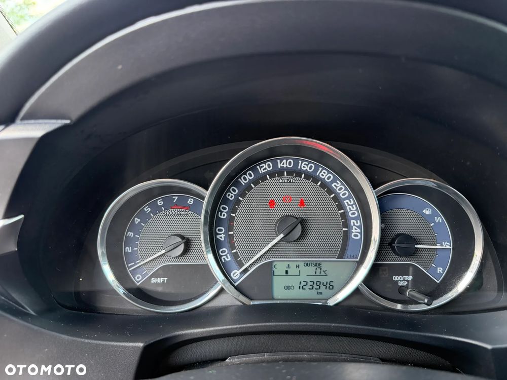 Toyota Corolla 1.6 Premium - 20