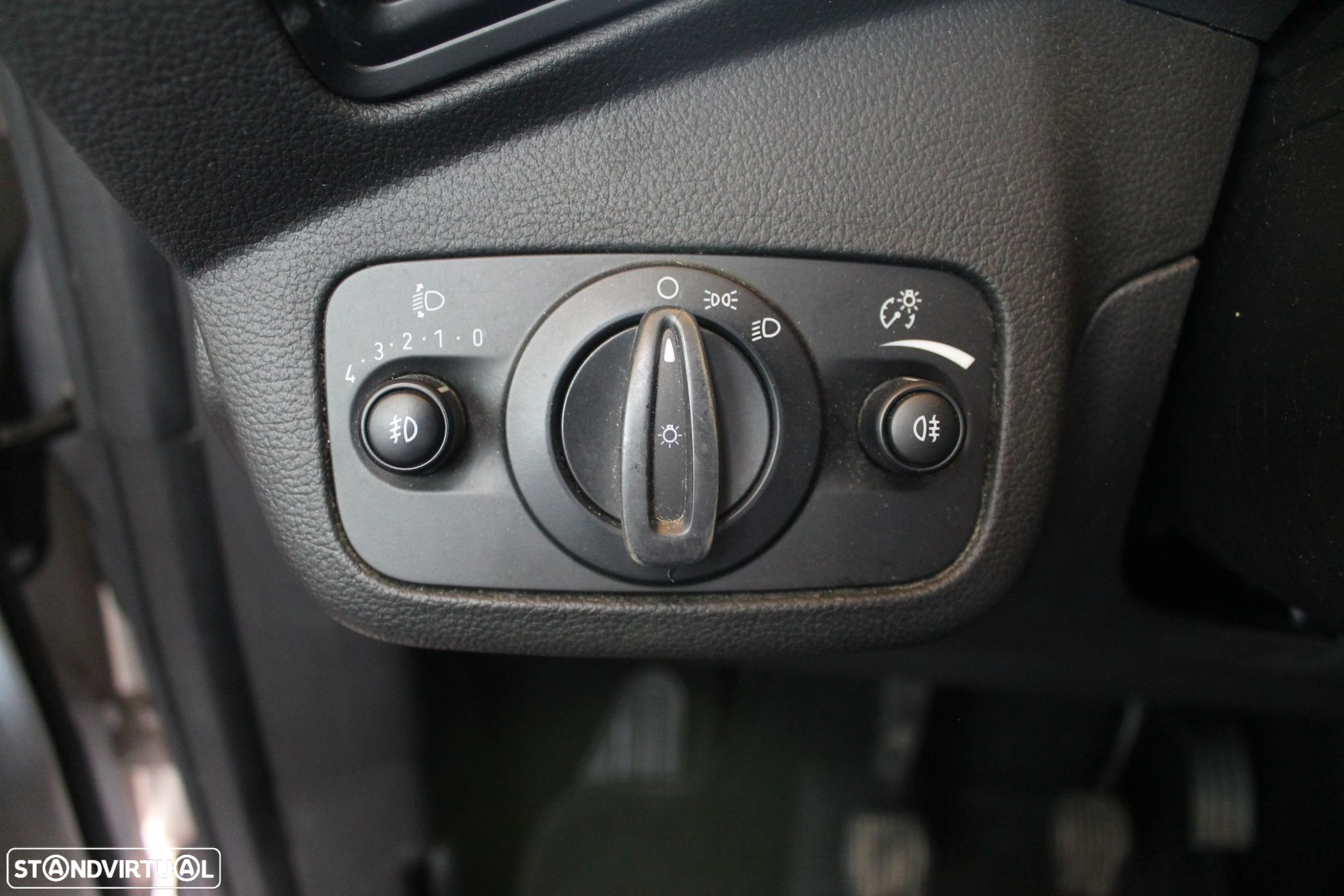 Ford Grand C-Max 1.0 EcoBoost S&S Trend - 19