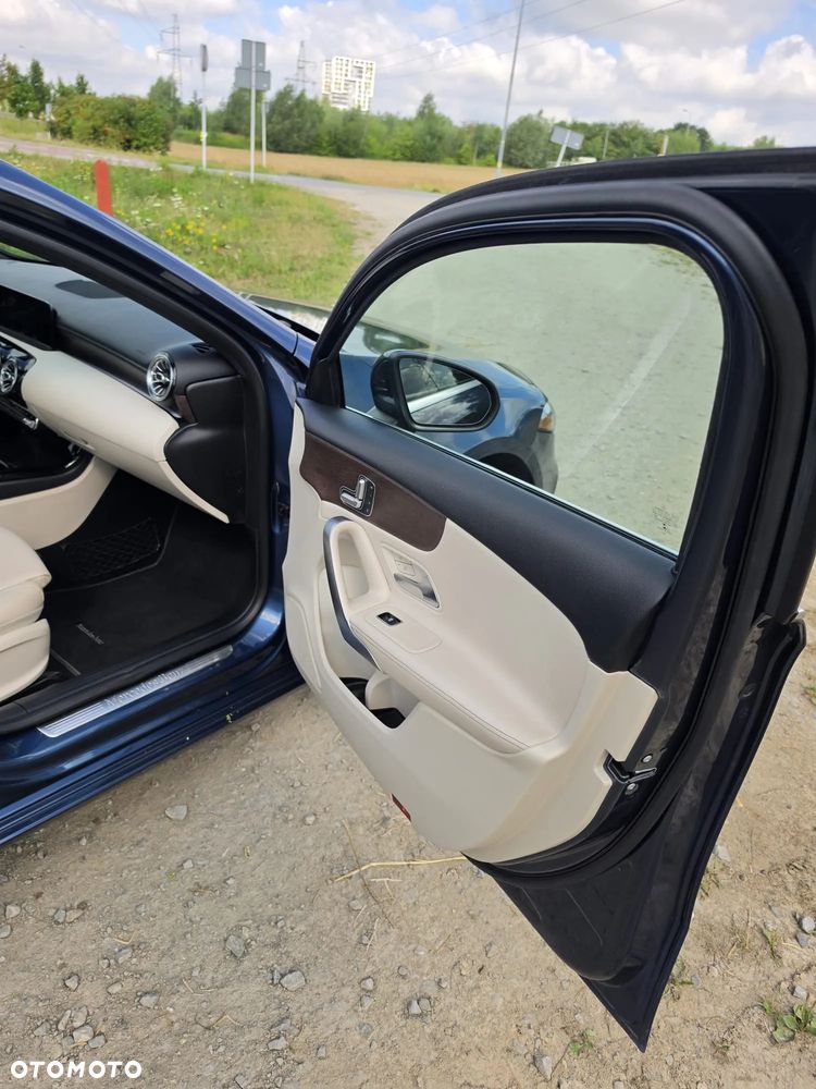 Mercedes-Benz Klasa A 220 7G-DCT Style - 12