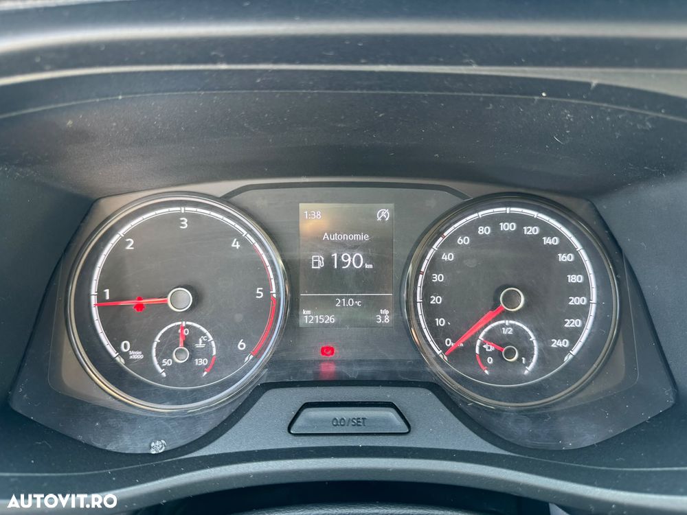 Volkswagen Transporter - 11