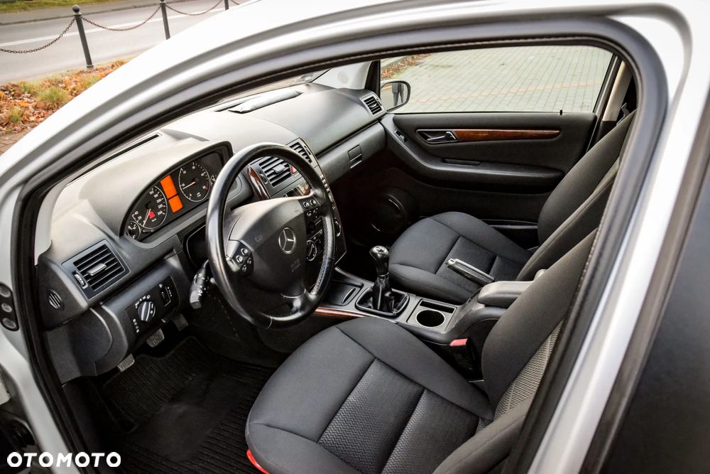 Mercedes-Benz Klasa A 180 CDI Elegance - 18