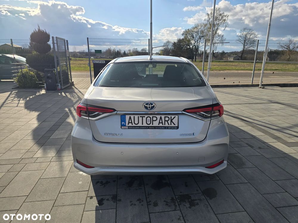 Toyota Corolla 1.8 Hybrid GPF Comfort - 13