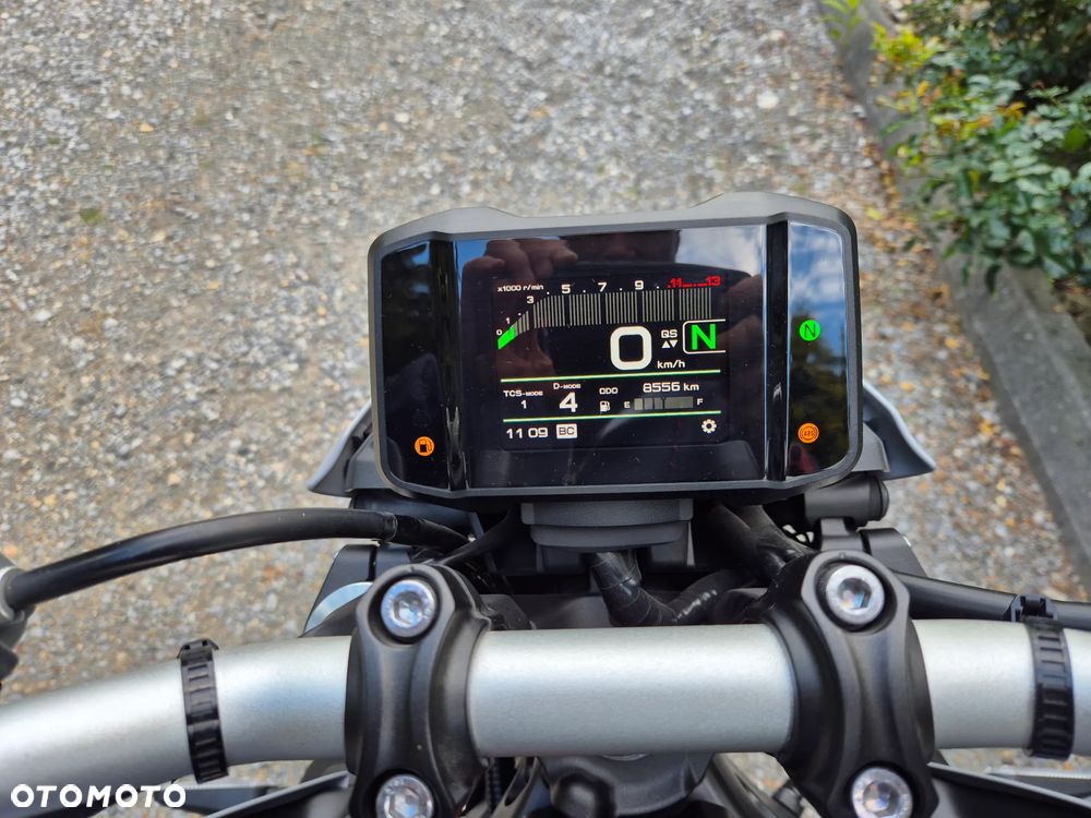 Yamaha MT - 15