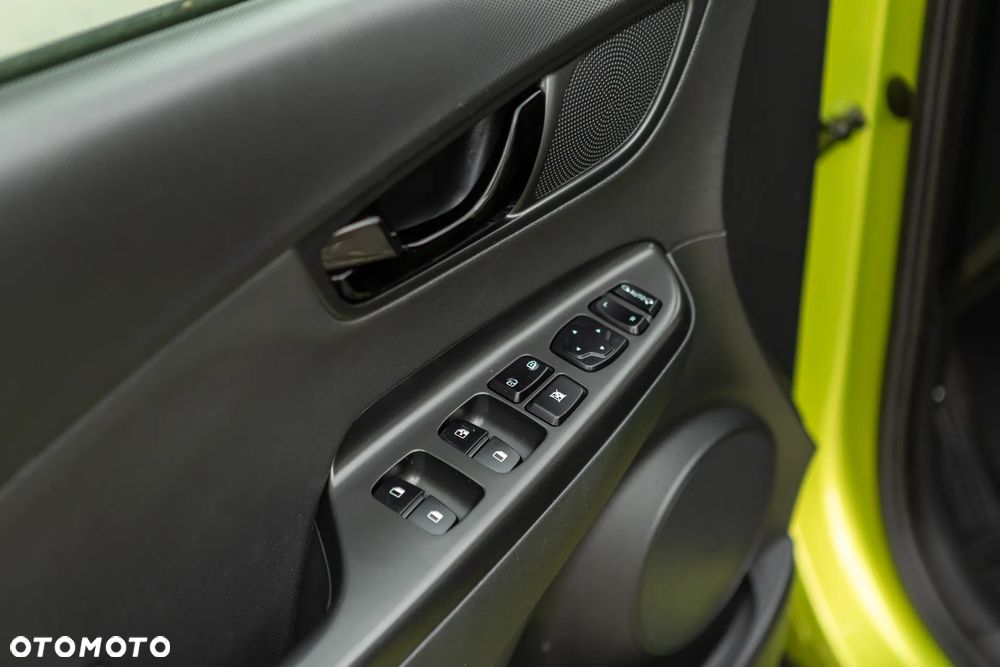 Hyundai Kona - 34