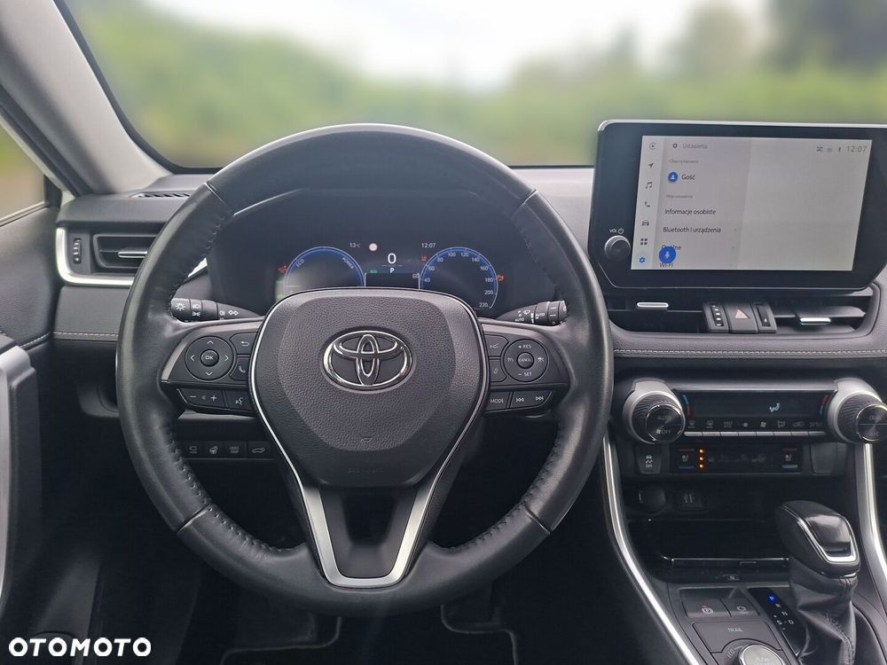 Toyota RAV4 - 16