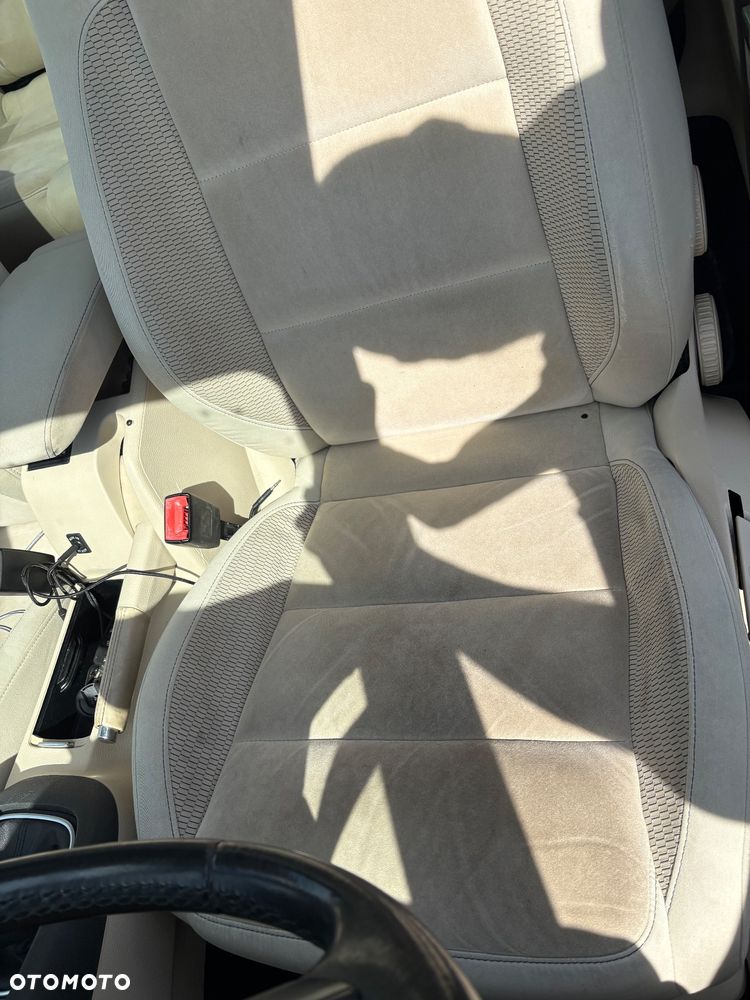 Volkswagen Golf 2.0 TDI Tour - 12