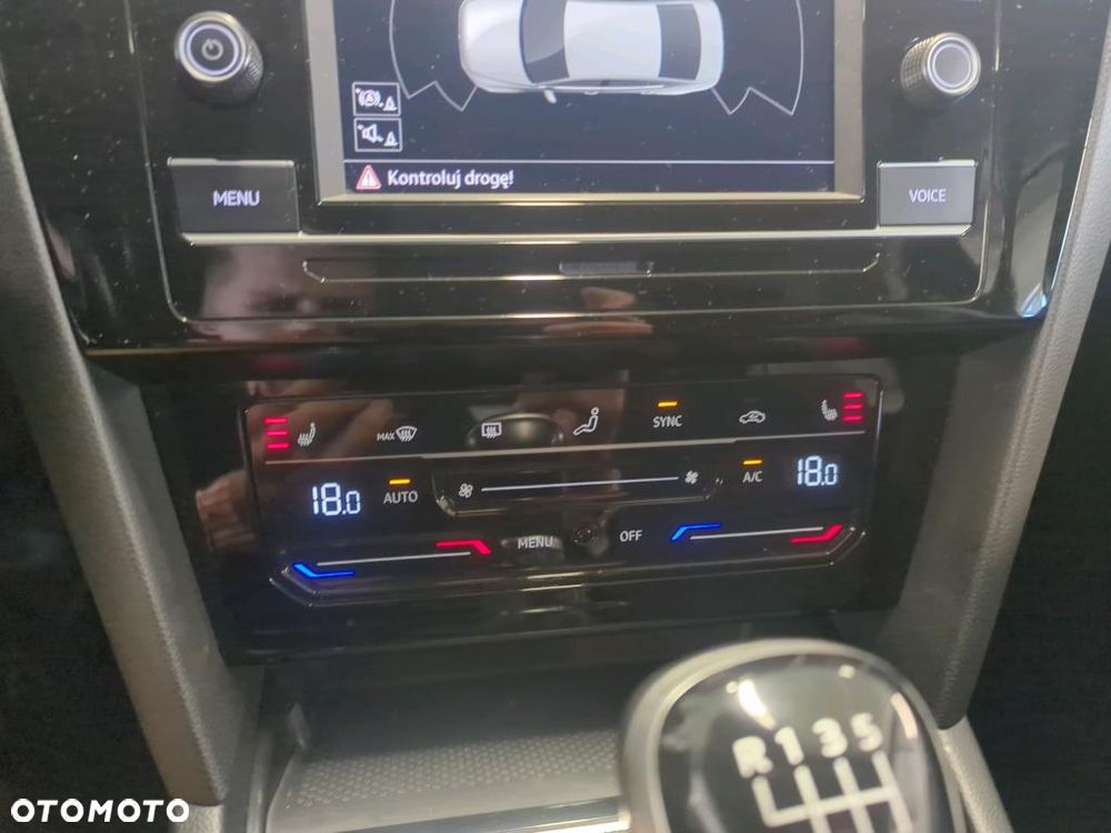 Volkswagen Passat 1.5 TSI EVO Business - 12