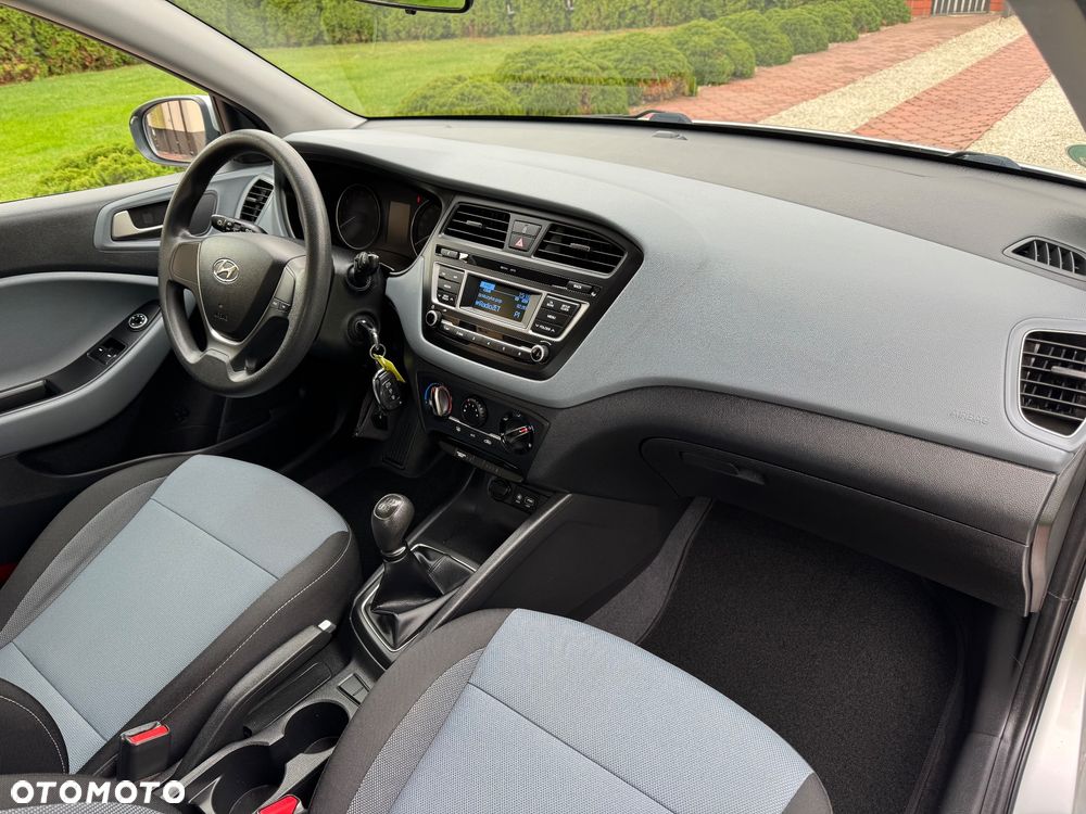 Hyundai i20 1.2 - 16
