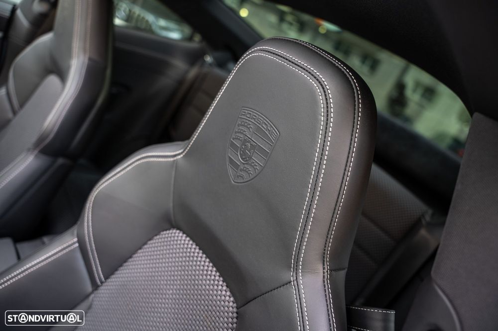 Porsche 911 (992) Carrera S PDK - 32