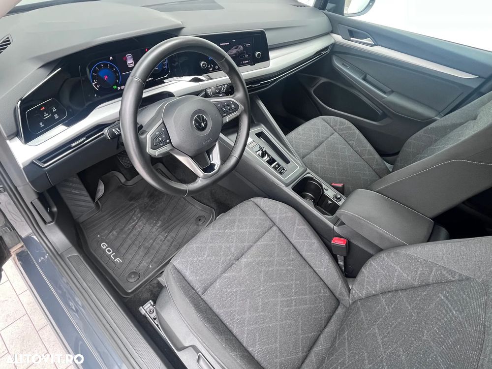 Volkswagen Golf 1.5 eTSI ACT DSG MHEV Life - 11