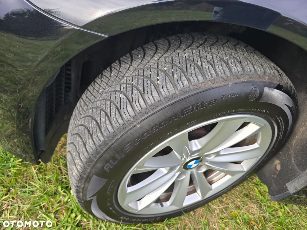 BMW Seria 5 520d - 24
