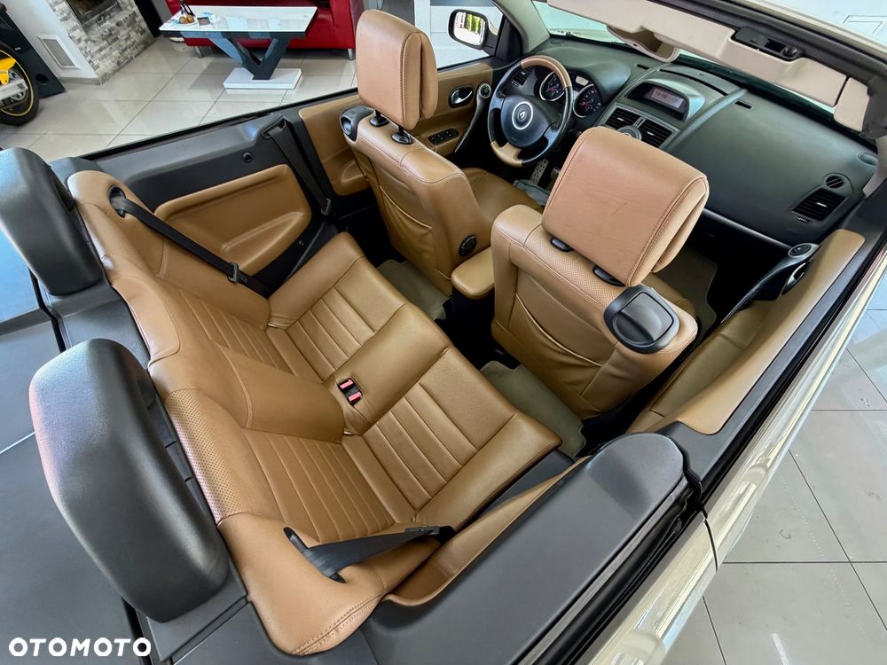 Renault Megane 2.0 Luxe Privilege - 6