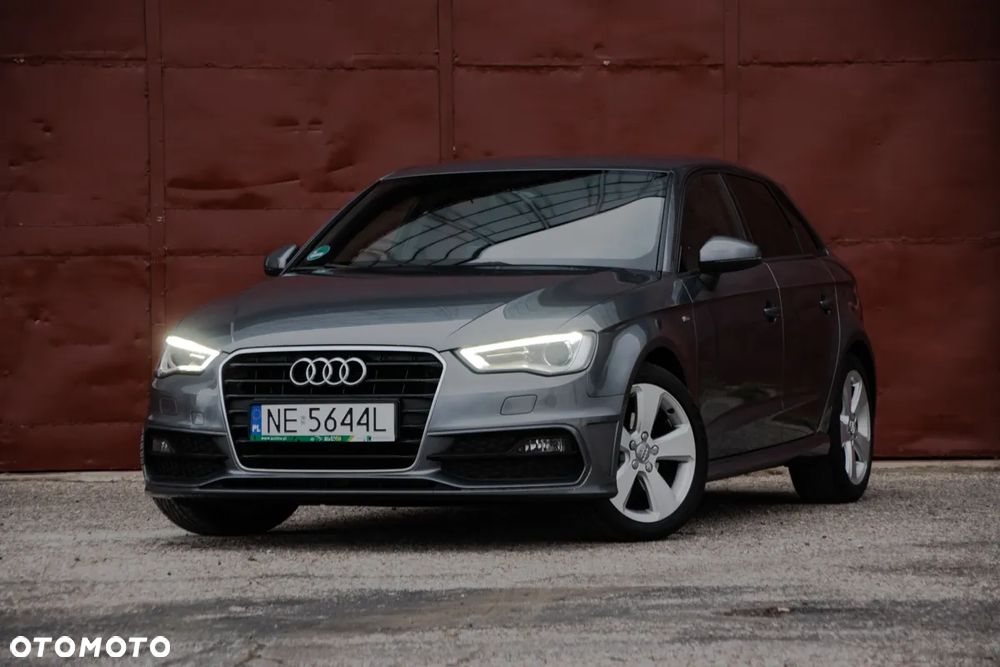 Audi A3 Sportback 1.6 TDI (clean diesel) S tronic S line Sportpaket - 2