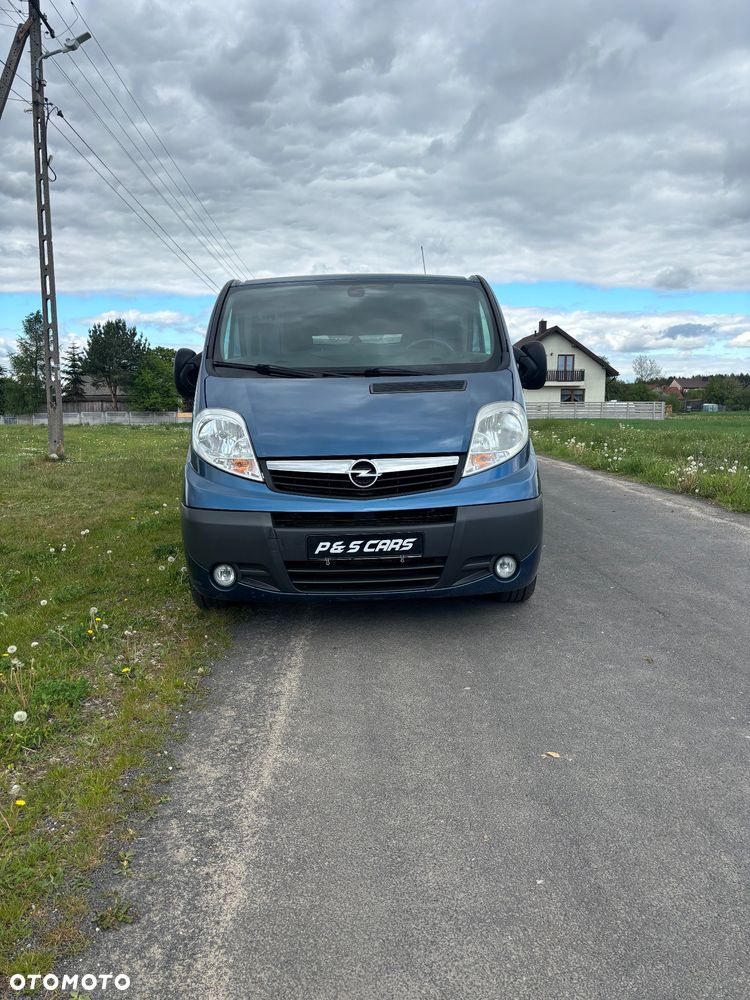 Opel Vivaro - 8