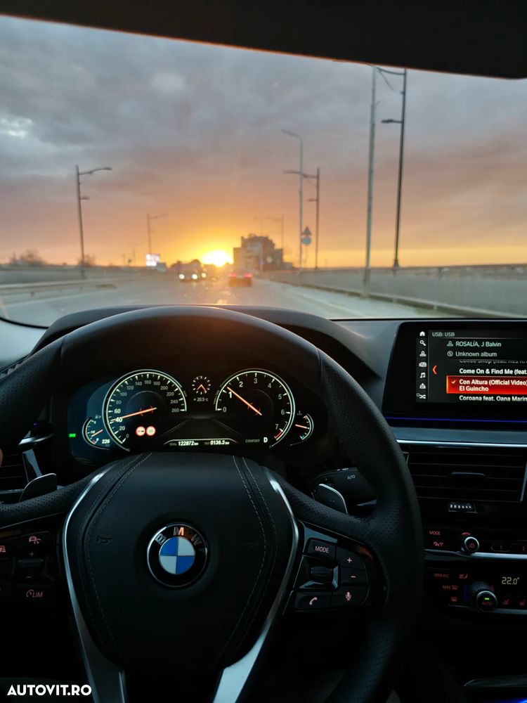 BMW Seria 5 530i xDrive AT - 9