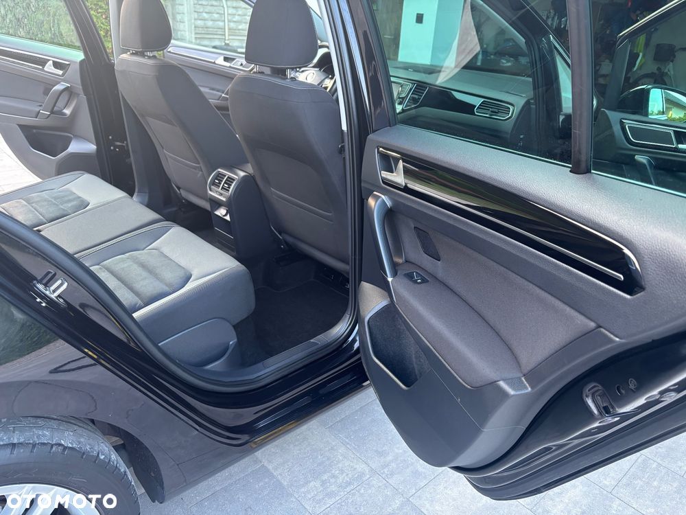 Volkswagen Golf Sportsvan SV 2.0 TDI BMT Highline DSG - 25
