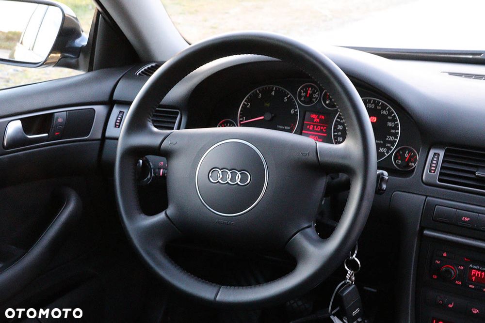 Audi A6 Avant 2.4 - 29