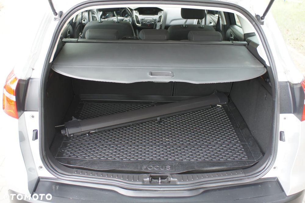 Ford Focus 1.5 TDCi DPF Start-Stopp-System Ambiente - 21