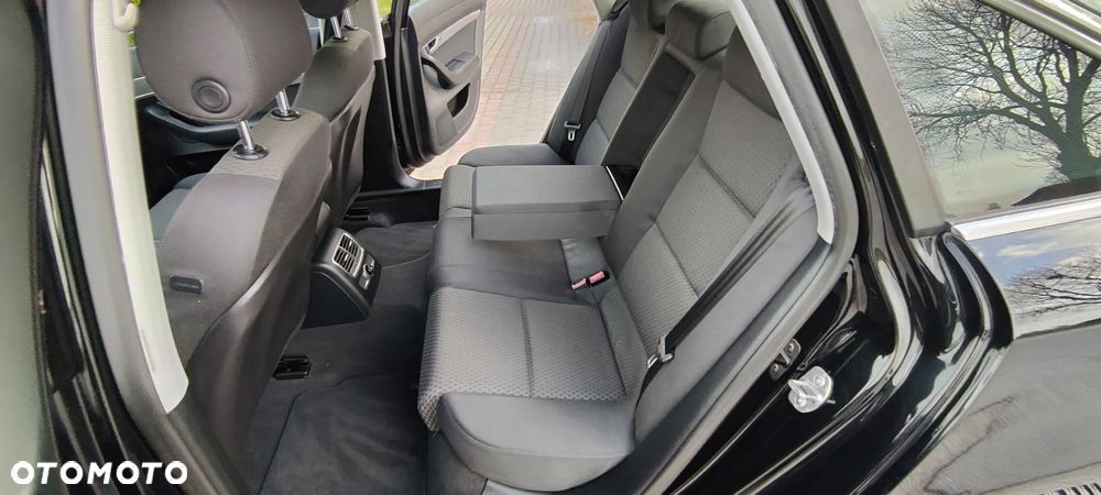 Audi A6 Limousine 2.4 - 21
