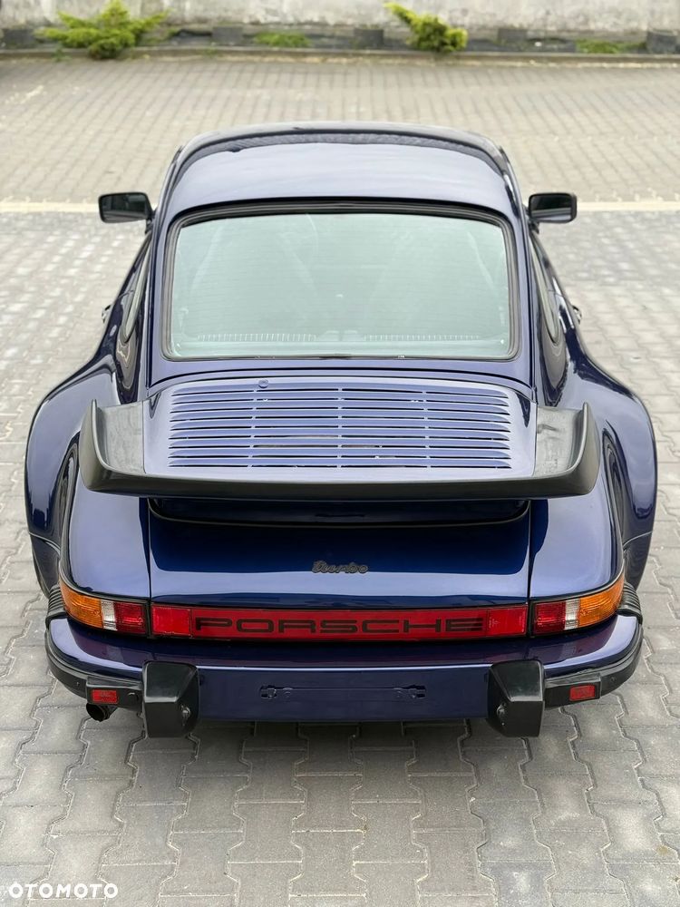 Porsche 911 - 19