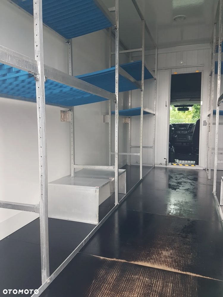 Iveco DAILY KONTENER NISKOPODŁOGOWY 4,43x2,23x2,42 SKLEP FOODTRUCK BAR KLIMA KONIOWÓZ KAMPER - 24