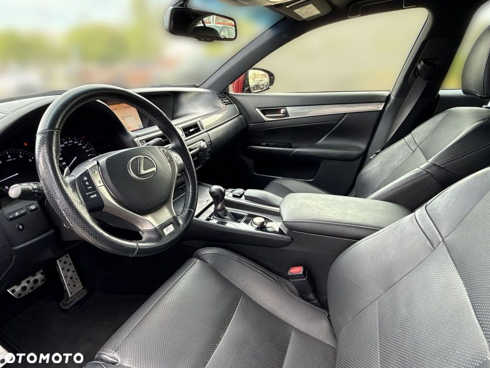 Lexus GS - 9