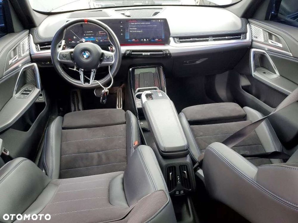 BMW X1 - 8