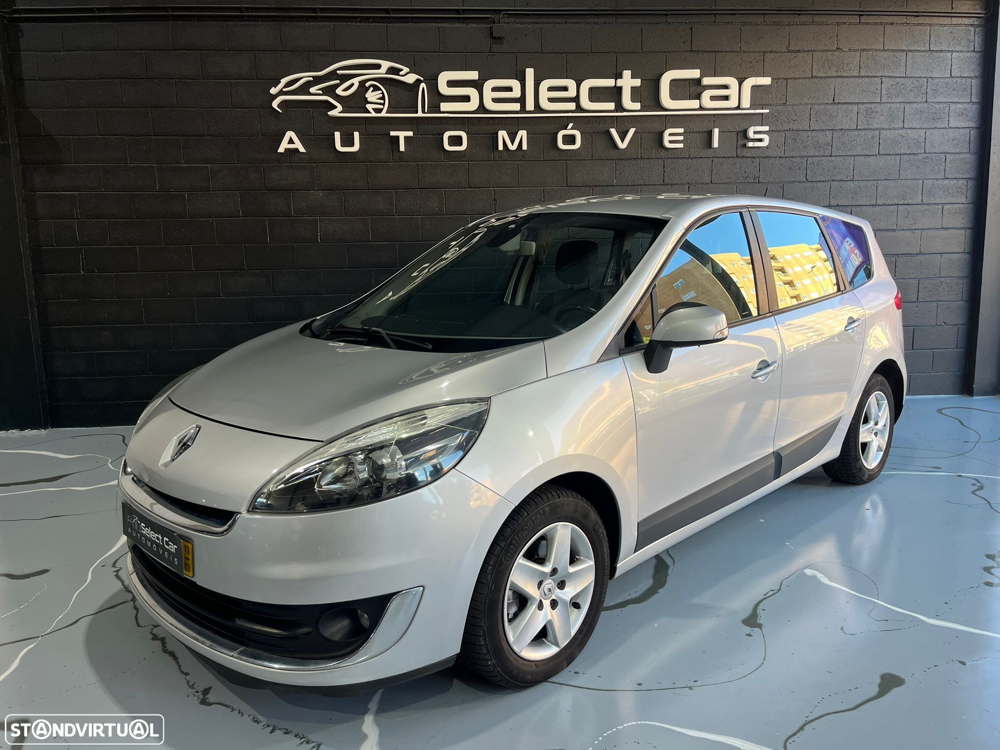 Renault Grand Scénic 1.5 dCi Luxe 7L - 1