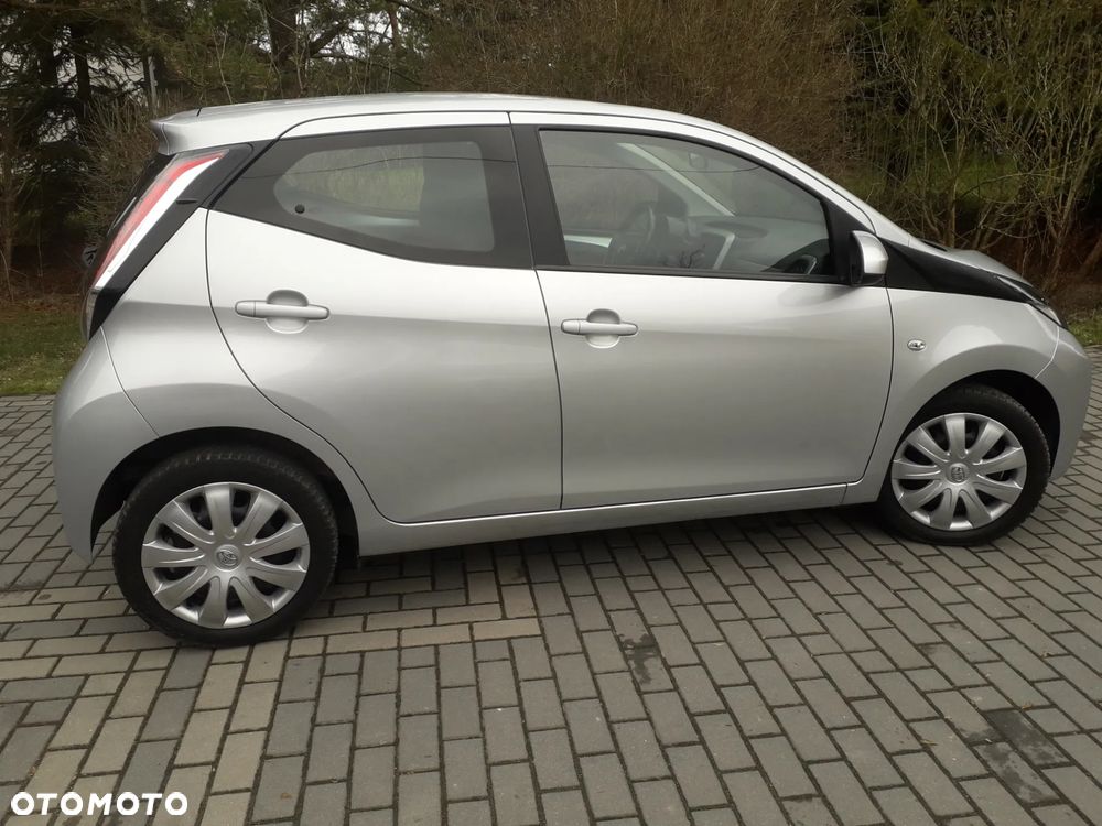Toyota Aygo x-cite Style Selection - 4