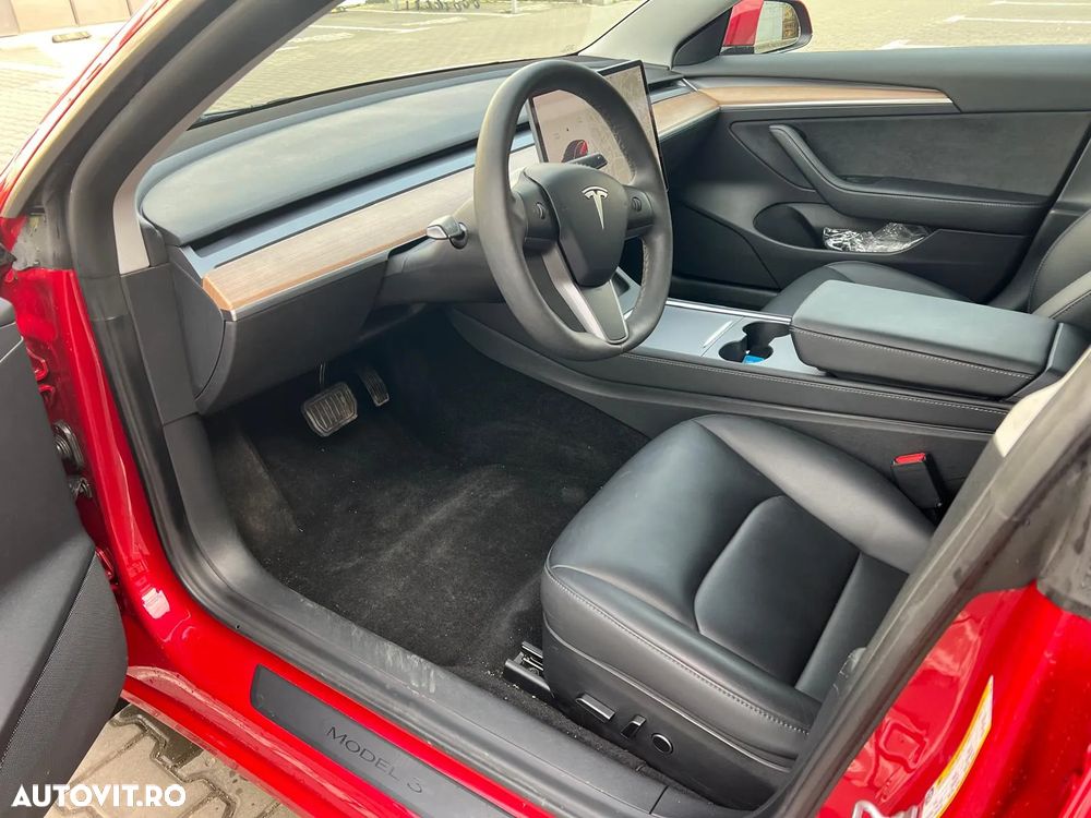 Tesla Model 3 Langstreckenbatterie Allradantrieb Dual Motor - 9