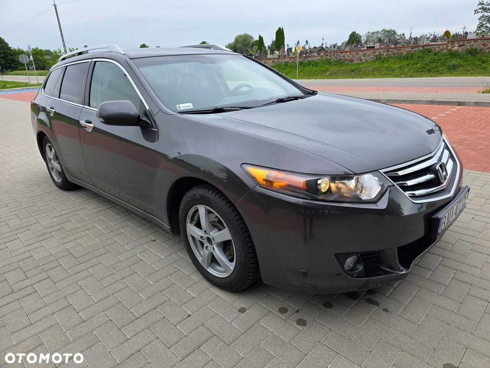 Honda Accord - 1