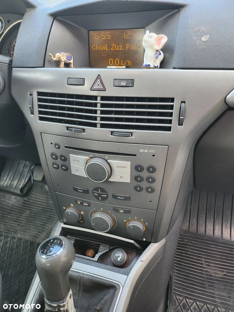 Opel Astra 1.7 CDTI Elegance - 10