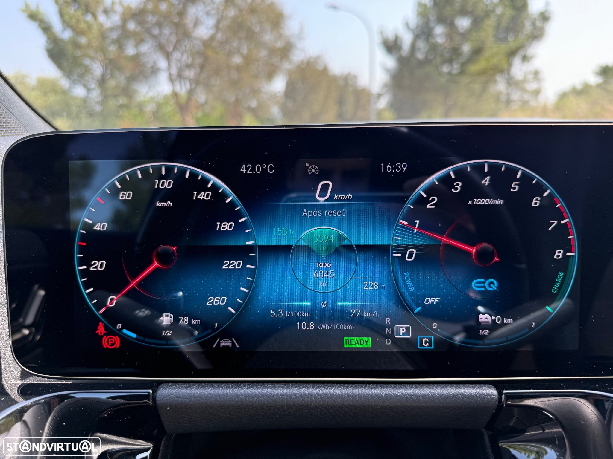 Mercedes-Benz GLA 250 e AMG Line - 16