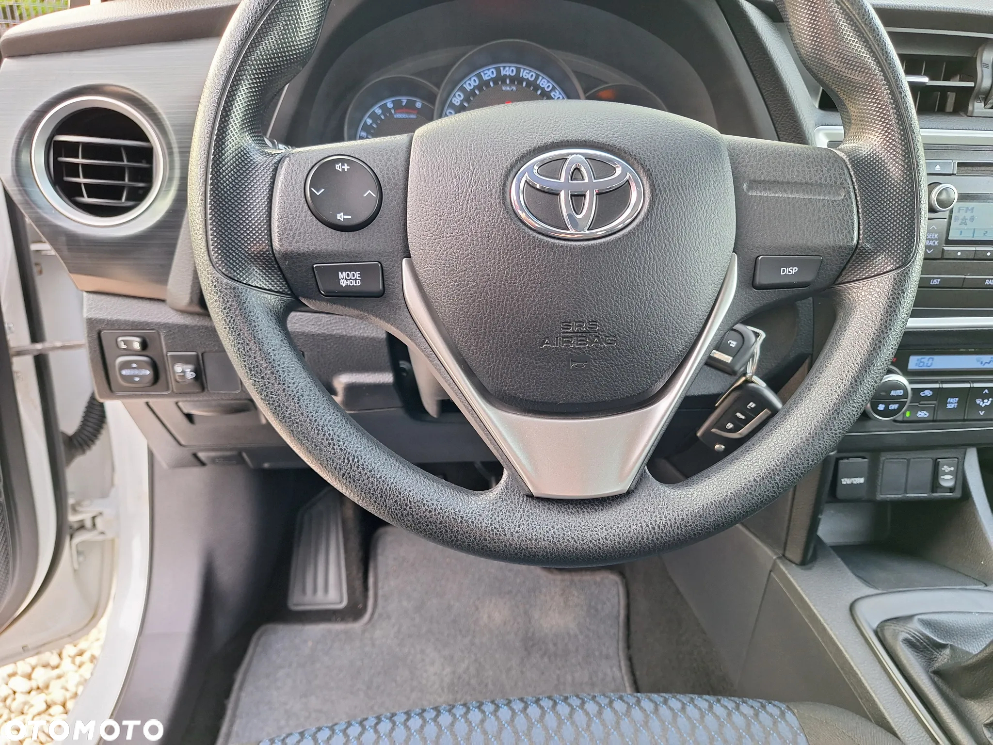 Toyota Auris 1.33 Dual-VVT-i Comfort - 23