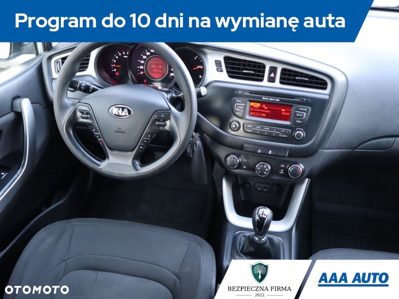 Kia Ceed - 9