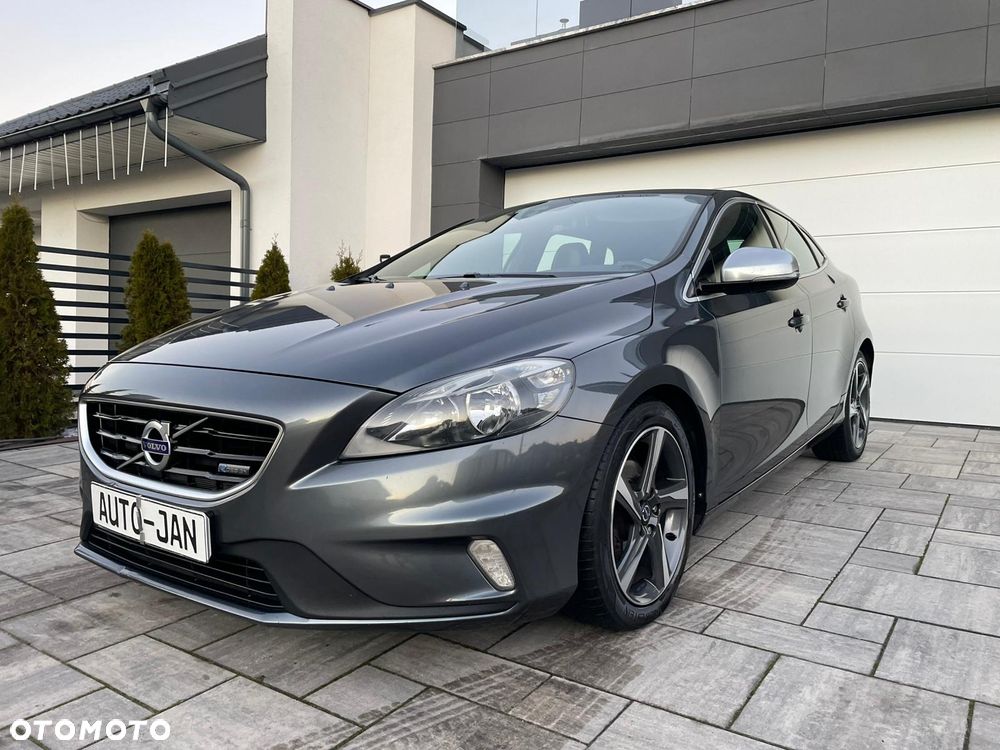 Volvo V40 D2 R Design - 37