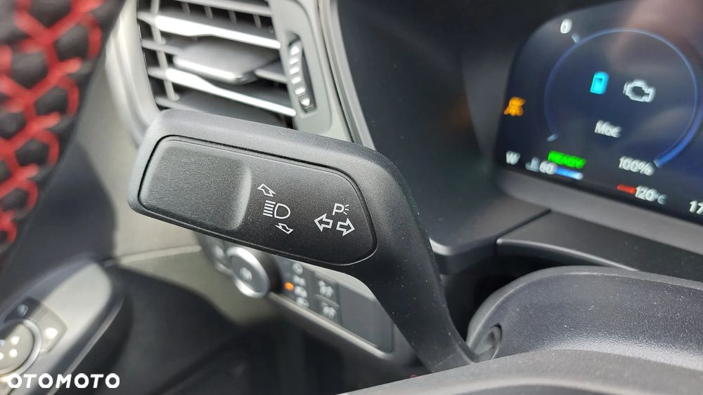 Ford Kuga 2.5P PHEV FWD ST-Line X eCVT - 26