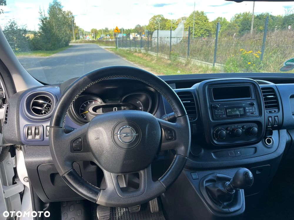 Opel Vivaro - 6