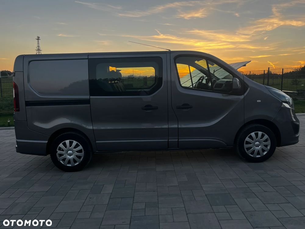 Opel Vivaro - 8