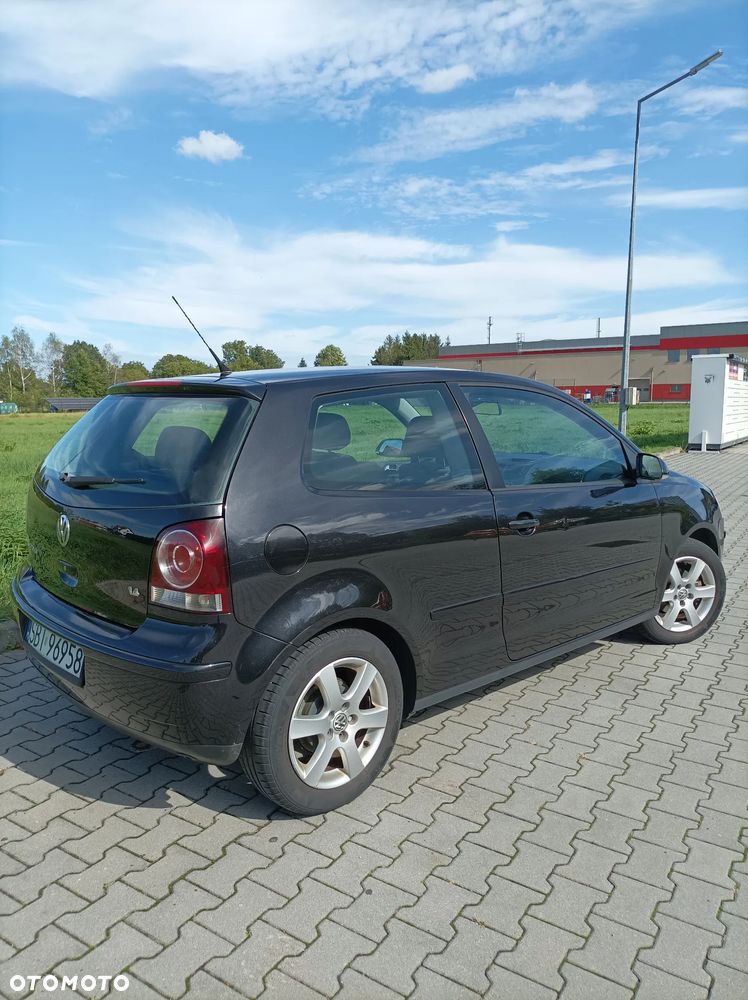 Volkswagen Polo 1.4 - 4
