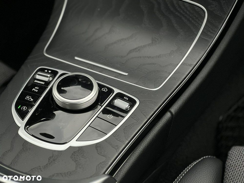 Mercedes-Benz Klasa C 220 d 9G-TRONIC - 21