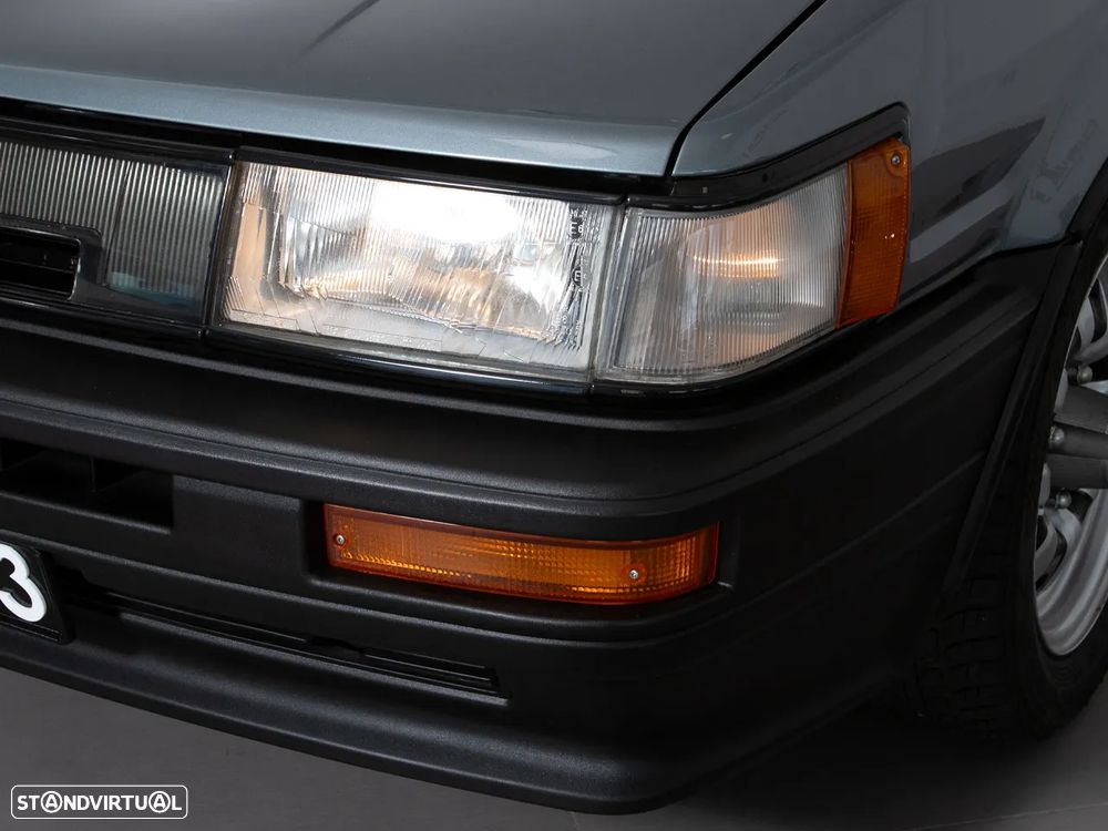 Toyota Corolla - 7