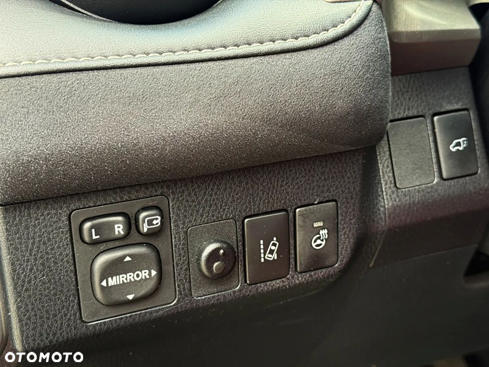 Toyota RAV4 Hybrid Prestige 4x4 - 17