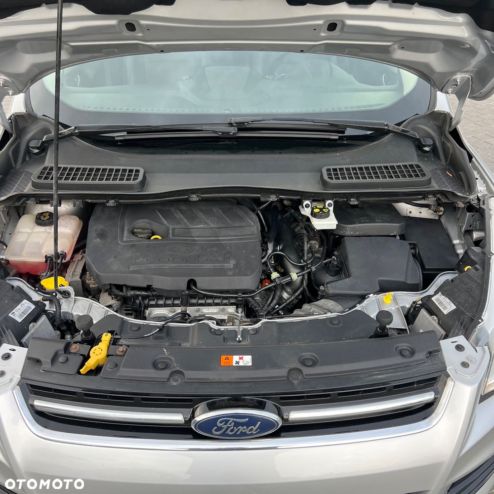 Ford Kuga 1.5 EcoBoost 2x4 Titanium - 39