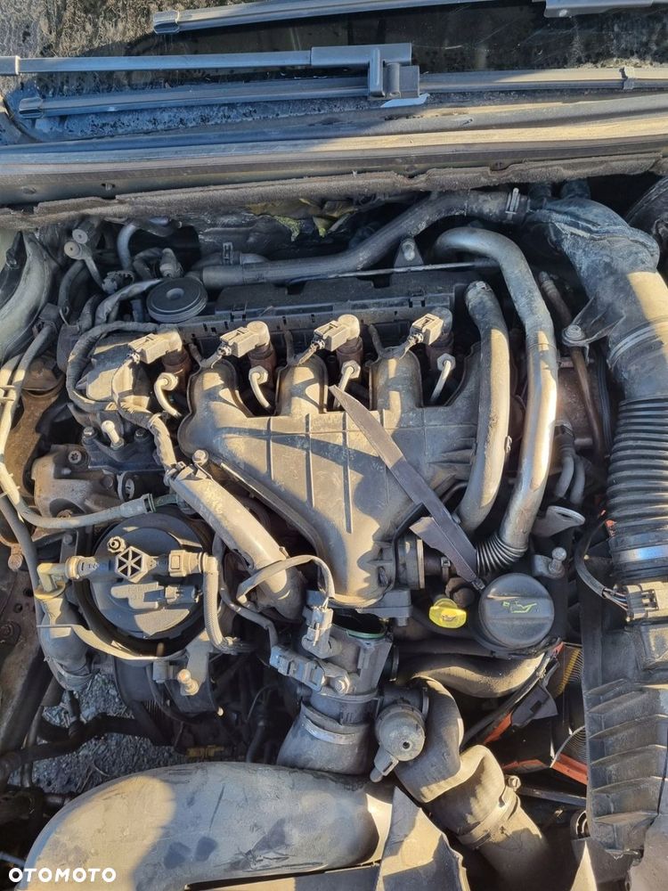 PEUGEOT 407 04-11 r. 2,0 HDI 137 KM SILNIK - 1