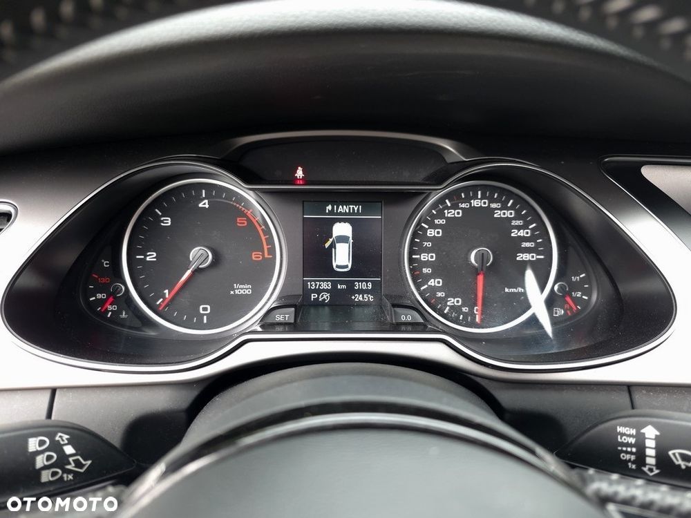 Audi A4 Avant 2.0 TDI Quattro Line S tronic - 15